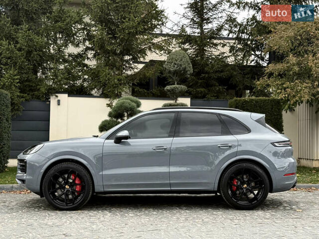 Сірий Порше Cayenne, об'ємом двигуна 3.98 л та пробігом 24 тис. км за 119900 $, фото 11 на Automoto.ua