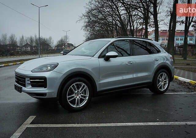 Серый Порше Каен, объемом двигателя 3 л и пробегом 21 тыс. км за 98000 $, фото 3 на Automoto.ua