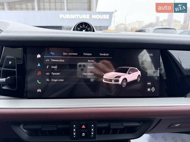 Серый Порше Каен, объемом двигателя 3 л и пробегом 1 тыс. км за 145999 $, фото 29 на Automoto.ua