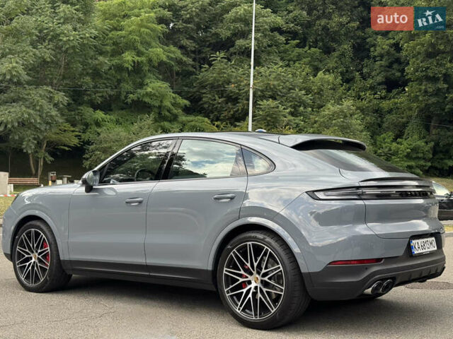 Сірий Порше Cayenne, об'ємом двигуна 4 л та пробігом 26 тис. км за 176000 $, фото 10 на Automoto.ua
