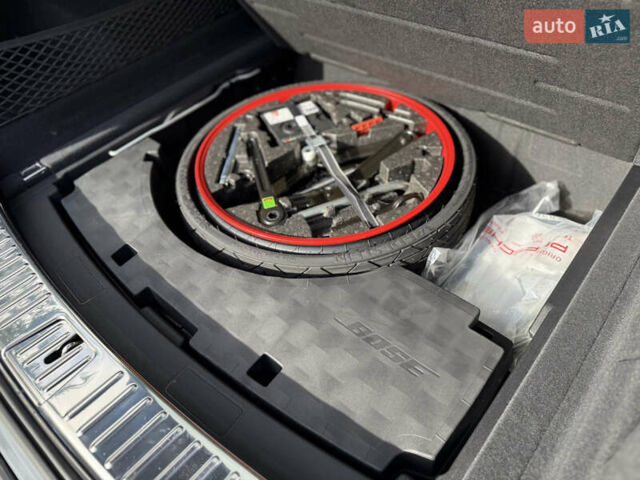 Сірий Порше Cayenne, об'ємом двигуна 3.98 л та пробігом 24 тис. км за 119900 $, фото 69 на Automoto.ua