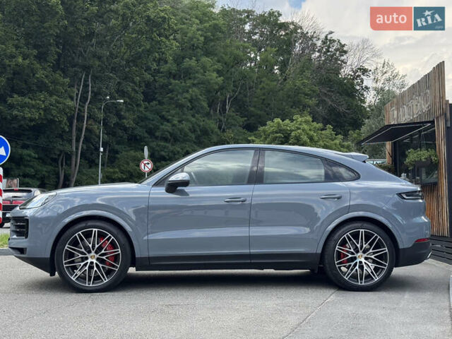 Сірий Порше Cayenne, об'ємом двигуна 4 л та пробігом 26 тис. км за 176000 $, фото 11 на Automoto.ua