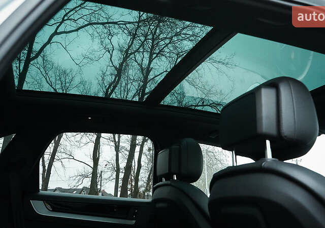 Серый Порше Каен, объемом двигателя 3 л и пробегом 21 тыс. км за 98000 $, фото 12 на Automoto.ua