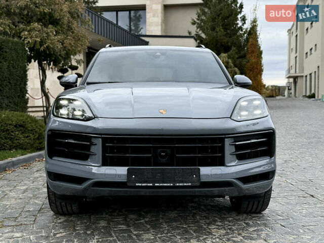 Сірий Порше Cayenne, об'ємом двигуна 3.98 л та пробігом 24 тис. км за 119900 $, фото 2 на Automoto.ua