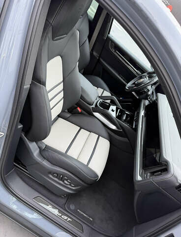 Серый Порше Каен, объемом двигателя 4 л и пробегом 25 тыс. км за 279999 $, фото 7 на Automoto.ua