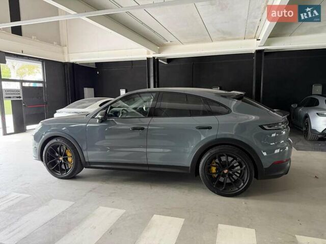 Серый Порше Каен, объемом двигателя 4 л и пробегом 25 тыс. км за 279999 $, фото 2 на Automoto.ua
