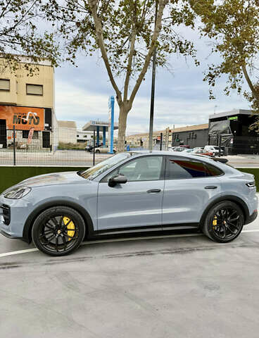 Серый Порше Каен, объемом двигателя 4 л и пробегом 25 тыс. км за 279999 $, фото 9 на Automoto.ua