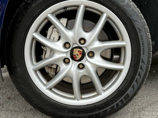 Синій Порше Cayenne, об'ємом двигуна 4.8 л та пробігом 220 тис. км за 4100 $, фото 17 на Automoto.ua