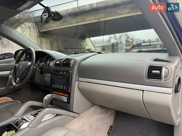 Синий Порше Каен, объемом двигателя 3.19 л и пробегом 164 тыс. км за 8600 $, фото 10 на Automoto.ua