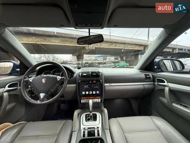 Синий Порше Каен, объемом двигателя 3.19 л и пробегом 164 тыс. км за 8600 $, фото 9 на Automoto.ua