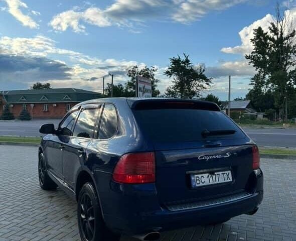 Синий Порше Каен, объемом двигателя 4.5 л и пробегом 254 тыс. км за 6003 $, фото 15 на Automoto.ua