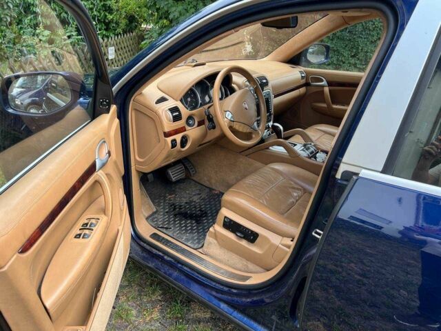 Синій Порше Cayenne, об'ємом двигуна 4.8 л та пробігом 187 тис. км за 5908 $, фото 7 на Automoto.ua