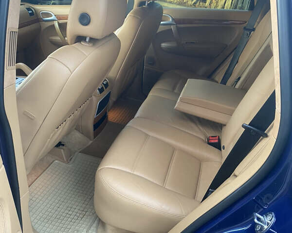 Синий Порше Каен, объемом двигателя 4.81 л и пробегом 115 тыс. км за 15500 $, фото 21 на Automoto.ua