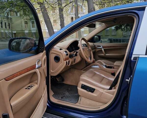 Синій Порше Cayenne, об'ємом двигуна 3.6 л та пробігом 278 тис. км за 9500 $, фото 10 на Automoto.ua