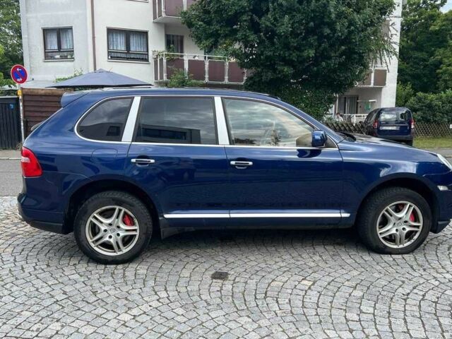 Синій Порше Cayenne, об'ємом двигуна 4.8 л та пробігом 187 тис. км за 5908 $, фото 3 на Automoto.ua