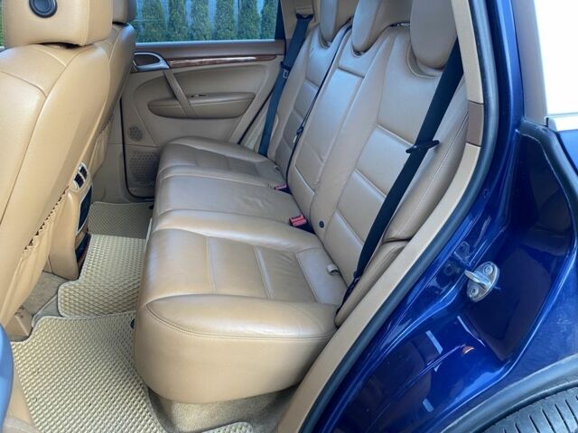 Синій Порше Cayenne, об'ємом двигуна 4.8 л та пробігом 230 тис. км за 8800 $, фото 23 на Automoto.ua
