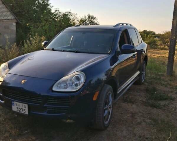 Синій Порше Cayenne, об'ємом двигуна 4.5 л та пробігом 207 тис. км за 5954 $, фото 7 на Automoto.ua