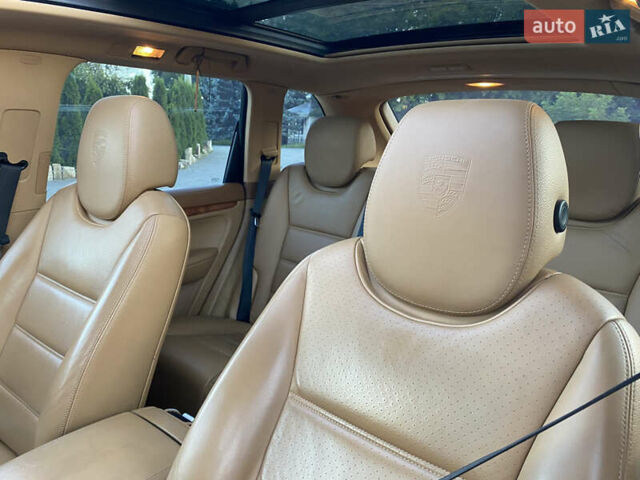 Синій Порше Cayenne, об'ємом двигуна 4.81 л та пробігом 230 тис. км за 8800 $, фото 22 на Automoto.ua