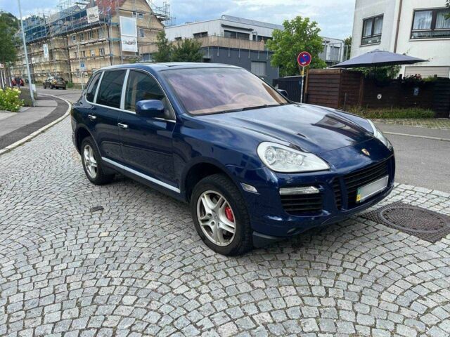 Синій Порше Cayenne, об'ємом двигуна 4.8 л та пробігом 187 тис. км за 5908 $, фото 2 на Automoto.ua