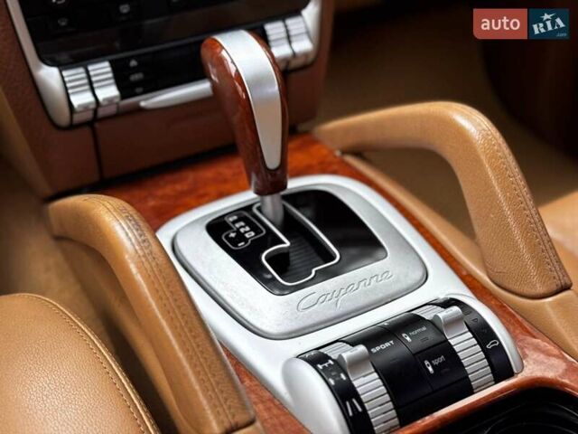 Синий Порше Каен, объемом двигателя 4.81 л и пробегом 274 тыс. км за 7500 $, фото 46 на Automoto.ua