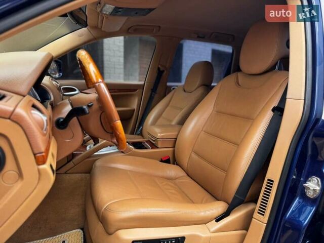 Синий Порше Каен, объемом двигателя 4.81 л и пробегом 274 тыс. км за 7500 $, фото 27 на Automoto.ua