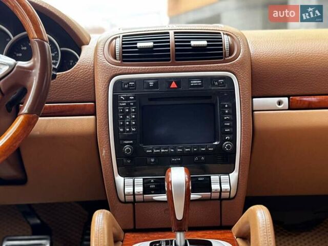 Синий Порше Каен, объемом двигателя 4.81 л и пробегом 274 тыс. км за 7500 $, фото 41 на Automoto.ua