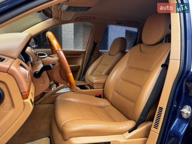 Синий Порше Каен, объемом двигателя 4.81 л и пробегом 274 тыс. км за 7500 $, фото 29 на Automoto.ua