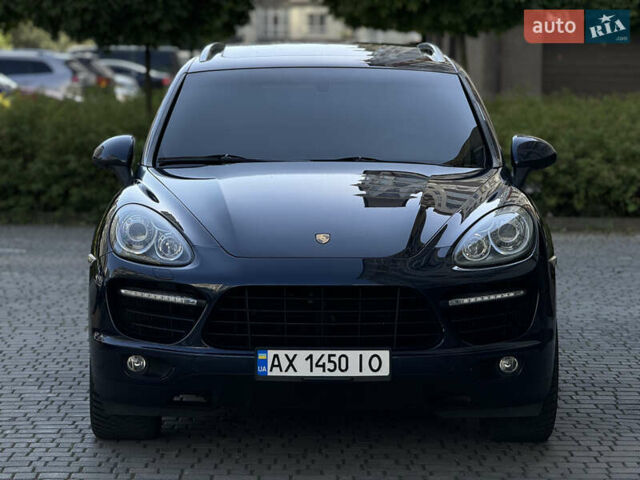 Синій Порше Cayenne, об'ємом двигуна 4.8 л та пробігом 134 тис. км за 17800 $, фото 12 на Automoto.ua