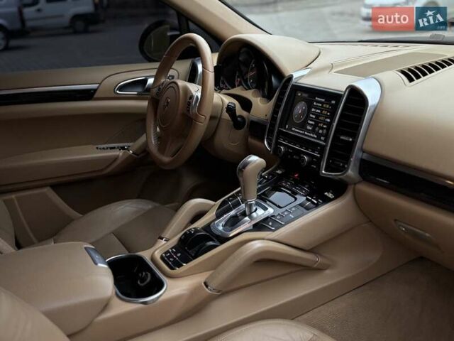 Синій Порше Cayenne, об'ємом двигуна 3.6 л та пробігом 250 тис. км за 16600 $, фото 15 на Automoto.ua