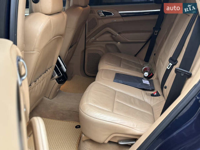 Синий Порше Каен, объемом двигателя 3.6 л и пробегом 250 тыс. км за 18800 $, фото 25 на Automoto.ua