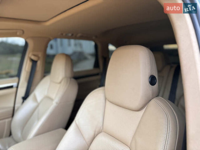 Синий Порше Каен, объемом двигателя 3.6 л и пробегом 250 тыс. км за 14800 $, фото 33 на Automoto.ua