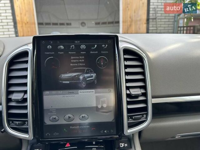Синий Порше Каен, объемом двигателя 2.97 л и пробегом 167 тыс. км за 21999 $, фото 81 на Automoto.ua