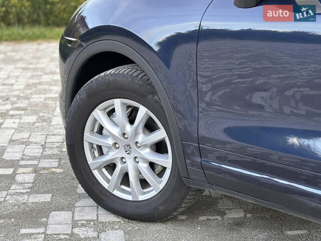 Синий Порше Каен, объемом двигателя 3.6 л и пробегом 250 тыс. км за 14800 $, фото 4 на Automoto.ua