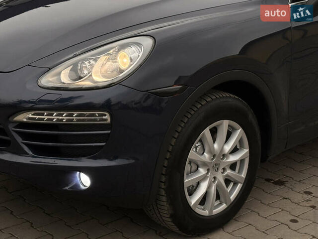 Синий Порше Каен, объемом двигателя 3.6 л и пробегом 240 тыс. км за 14950 $, фото 6 на Automoto.ua