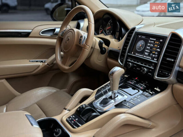 Синий Порше Каен, объемом двигателя 3.6 л и пробегом 250 тыс. км за 18800 $, фото 20 на Automoto.ua