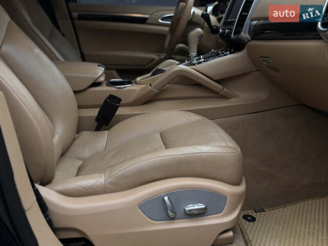 Синий Порше Каен, объемом двигателя 3.6 л и пробегом 240 тыс. км за 14950 $, фото 21 на Automoto.ua