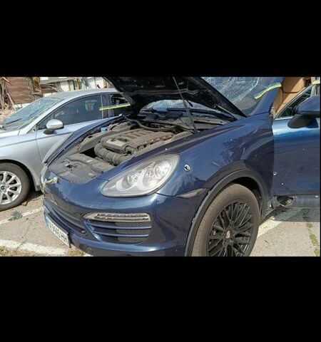 Синій Порше Cayenne, об'ємом двигуна 3.6 л та пробігом 350 тис. км за 10000 $, фото 5 на Automoto.ua