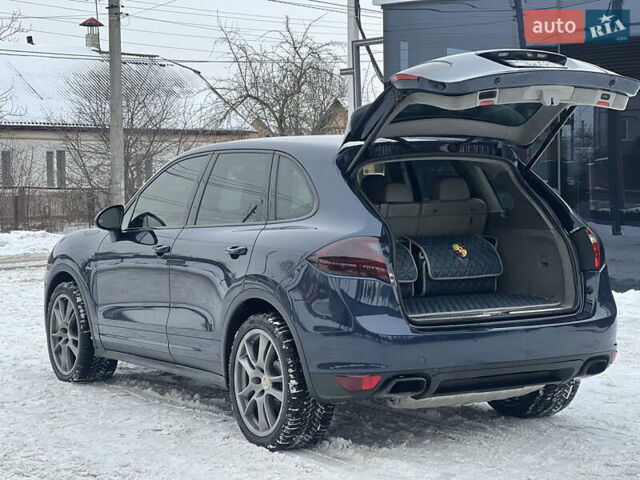 Синій Порше Cayenne, об'ємом двигуна 2.97 л та пробігом 295 тис. км за 20000 $, фото 75 на Automoto.ua