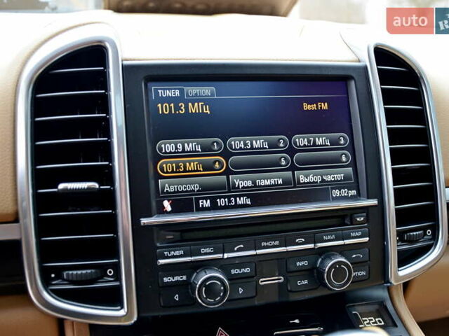 Синий Порше Каен, объемом двигателя 3 л и пробегом 243 тыс. км за 19800 $, фото 18 на Automoto.ua