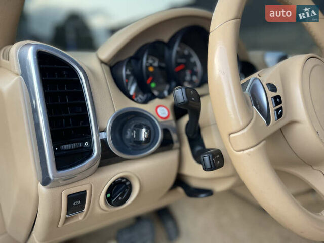 Синій Порше Cayenne, об'ємом двигуна 3.6 л та пробігом 246 тис. км за 15850 $, фото 61 на Automoto.ua