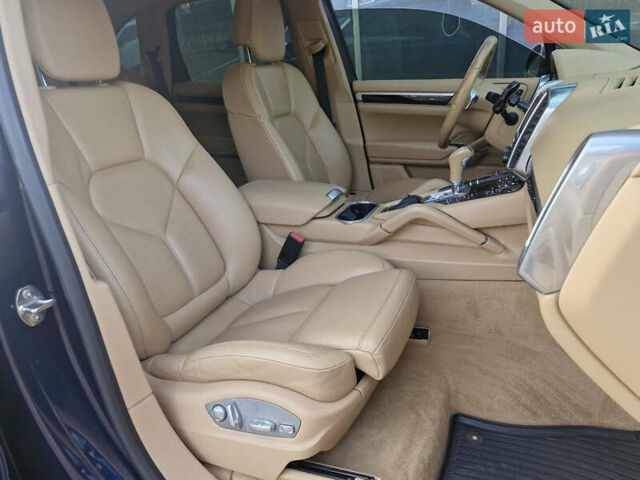 Синій Порше Cayenne, об'ємом двигуна 3.6 л та пробігом 139 тис. км за 22900 $, фото 8 на Automoto.ua