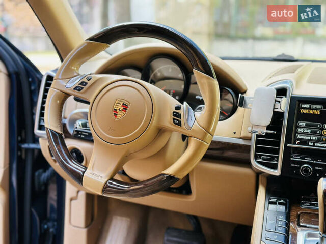 Синій Порше Cayenne, об'ємом двигуна 3 л та пробігом 215 тис. км за 23900 $, фото 31 на Automoto.ua