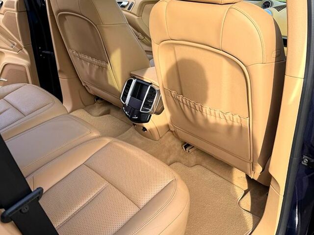 Синій Порше Cayenne, об'ємом двигуна 3 л та пробігом 212 тис. км за 26500 $, фото 13 на Automoto.ua