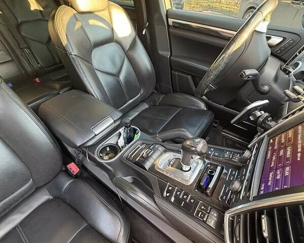 Синий Порше Каен, объемом двигателя 3 л и пробегом 220 тыс. км за 23000 $, фото 3 на Automoto.ua