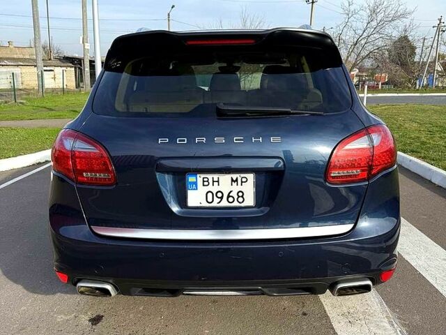 Синій Порше Cayenne, об'ємом двигуна 3 л та пробігом 212 тис. км за 26500 $, фото 3 на Automoto.ua