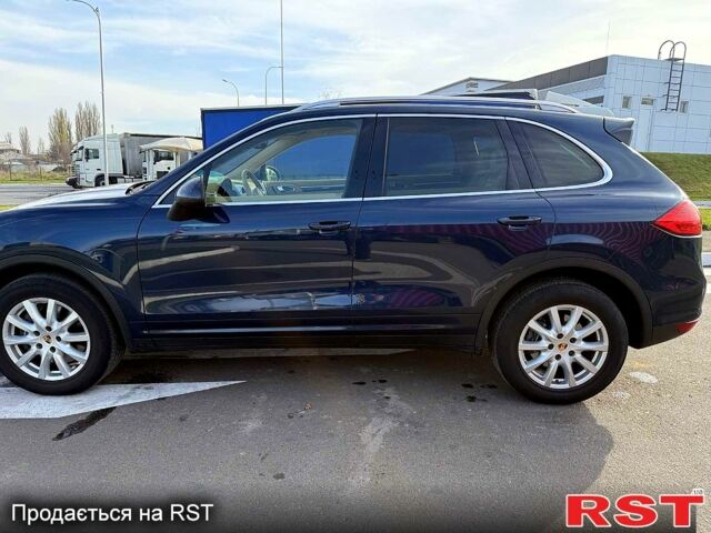 Синій Порше Cayenne, об'ємом двигуна 3 л та пробігом 212 тис. км за 26500 $, фото 7 на Automoto.ua