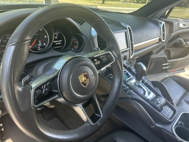 Синий Порше Каен, объемом двигателя 3 л и пробегом 151 тыс. км за 34500 $, фото 6 на Automoto.ua