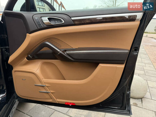 Синий Порше Каен, объемом двигателя 4.8 л и пробегом 142 тыс. км за 31900 $, фото 25 на Automoto.ua