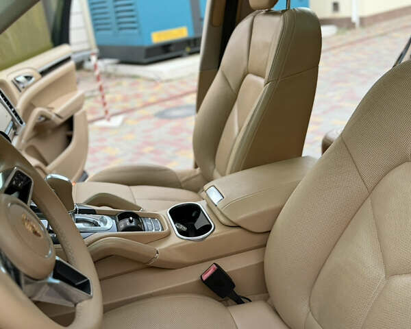 Синий Порше Каен, объемом двигателя 3.6 л и пробегом 110 тыс. км за 23900 $, фото 19 на Automoto.ua