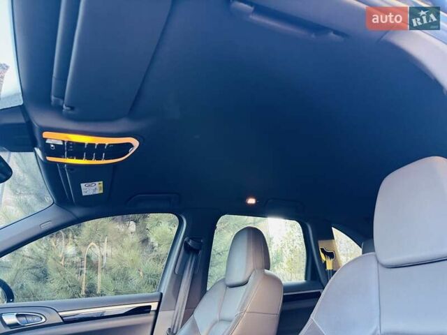 Синий Порше Каен, объемом двигателя 2.97 л и пробегом 149 тыс. км за 37900 $, фото 43 на Automoto.ua